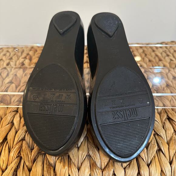 Mini Melissa Ultra Girl Star Flats sz 2 Girl's Black Flats Gold Star - Picture 2 of 6